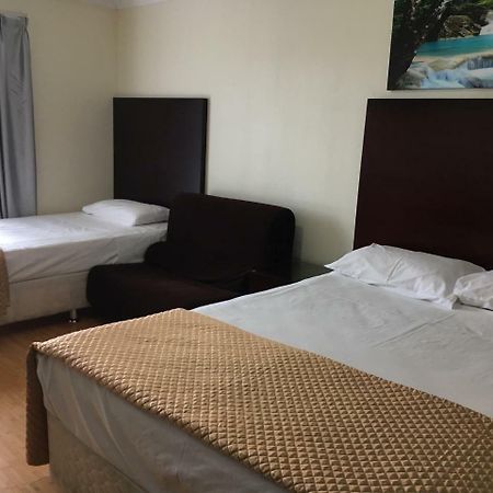 Centenary Motor Inn 브리즈번 외부 사진